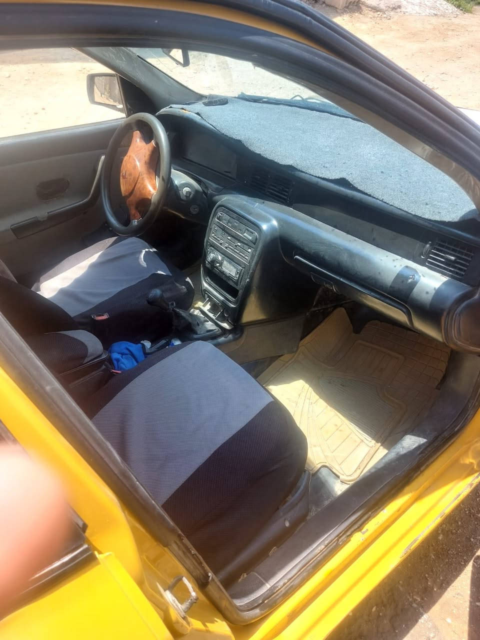 🚗 للبيع – سمند 2011 / رقم بغداد
🔹 الموديل: 2011  
🔹 الرقم: بغداد  
🔹 الحالة: جيدة جداً  

✨ تفاصيل السيارة:
✔️ محرك نظيف  
✔️ كير ممتاز  
✔️ تبريد ثلج ❄️  
✔️ السيارة مرتبة وجاهزة للاستخدام  

📌 ملاحظة:  
السيارة مصفرة هيئة وعليها بعض الغرامات  

💰 السعر: (يُحدد عند الاتصال)  
📞 للتواصل: (‪‬0780 713 0527‬)  

🔴 الفحص مسموح ب
