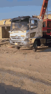 السلام عليكم اخواني اكرين 7 طن اللبيع السيارة مكفولة كفلة عامة السيارة موديل 2003 اصل ما معلاية رقم الهاتف ***********
