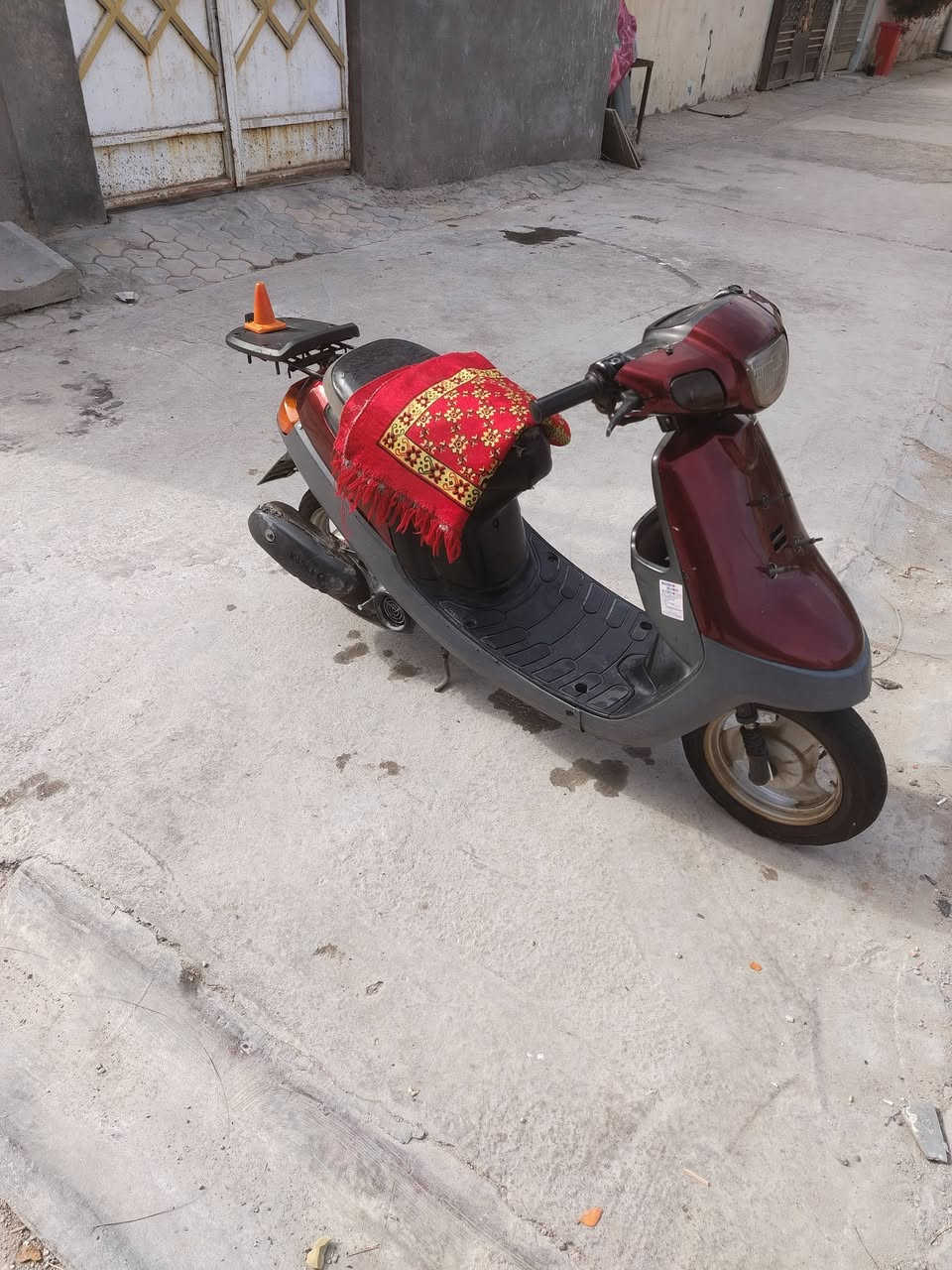 سلام عليكم دراجه بطه لبيع السعر 160 وبيه مجال مكاني طوريج لاتصال ***********
