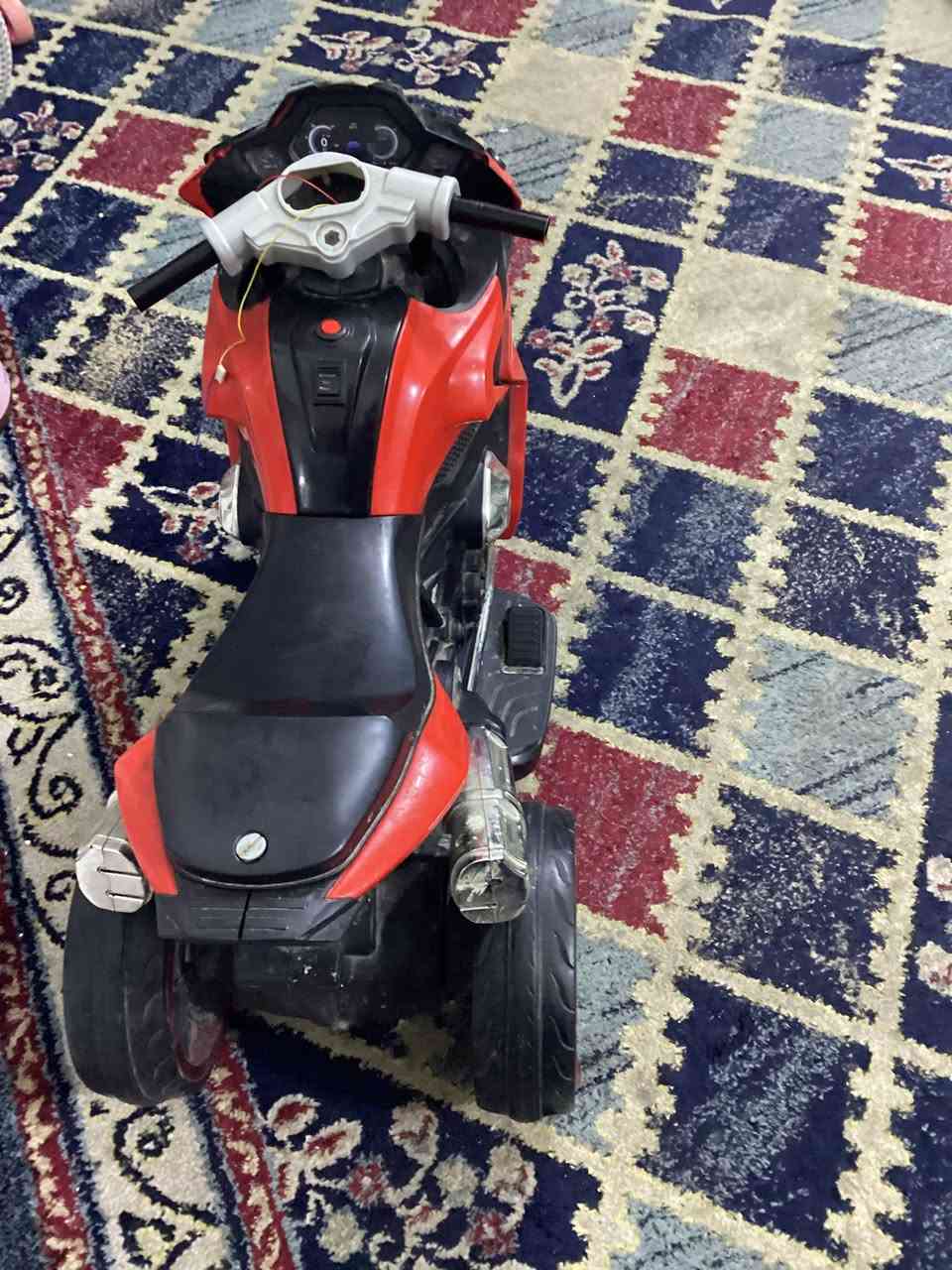 غراض للبيع كلمن وسعره مكاني بغداد الشعلة شارع ستين الرقم الهاتف ***********
