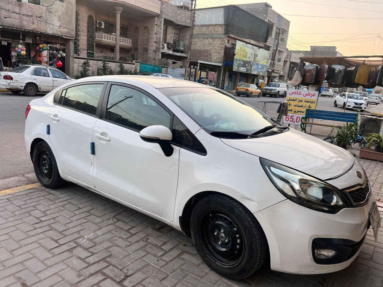 السلام عليكم كيا ريو موديل 12
ماشيه 210
خليجي 12
بيهة قطع صبغ
بدون ضربه
السياره جاهزه نقص داريم شفت ايمن
رقم اربيل وكاله عامه عندي 
السعر 80 وبيها مجال شي بسيط 
مكاني بغداد البياع حي الشباب 
رقم *********** مصطفى 
مكلف بالنشر
