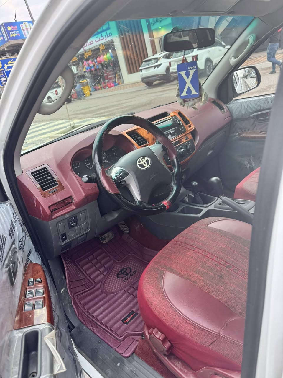 تيوتا فور ويل 2012 گير اوتماتيك رقم اربيل بيها صبغ سونار منشور ابيعلك صبغ عام السعر160وبيها مجال
مكان رمادي***********
