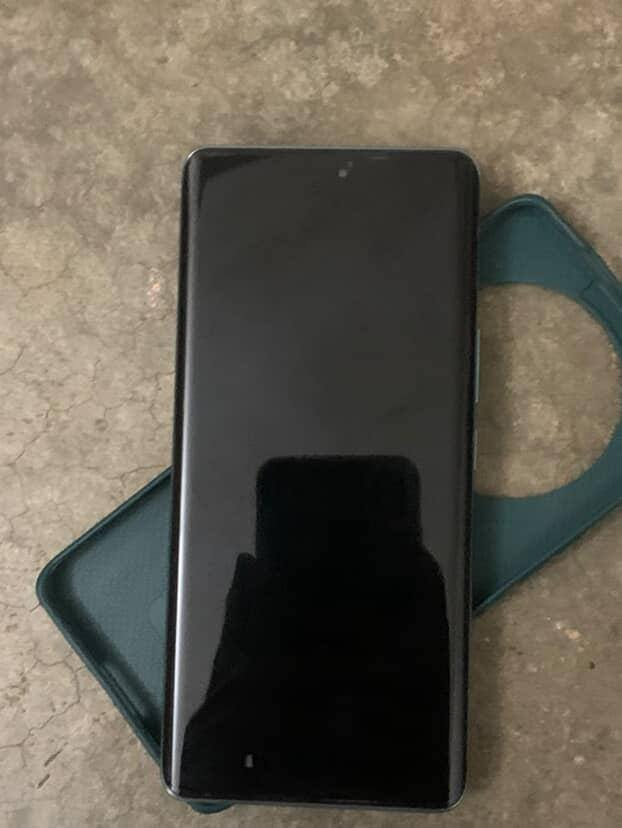 السلام عليكم
للبيع هاتف Honor X9c 5G
ذاكرة 256
رام 12+12
مستخدم 3 اشهر 
نضافه 99٪
شرط جهاز اخو الجديد شخط ما بي 
السعر 285 وبي مجال قليل 
للبيع او مراوس ب ايفون شعندك نزل 
للاستفسار: ***********
او على الخاص
