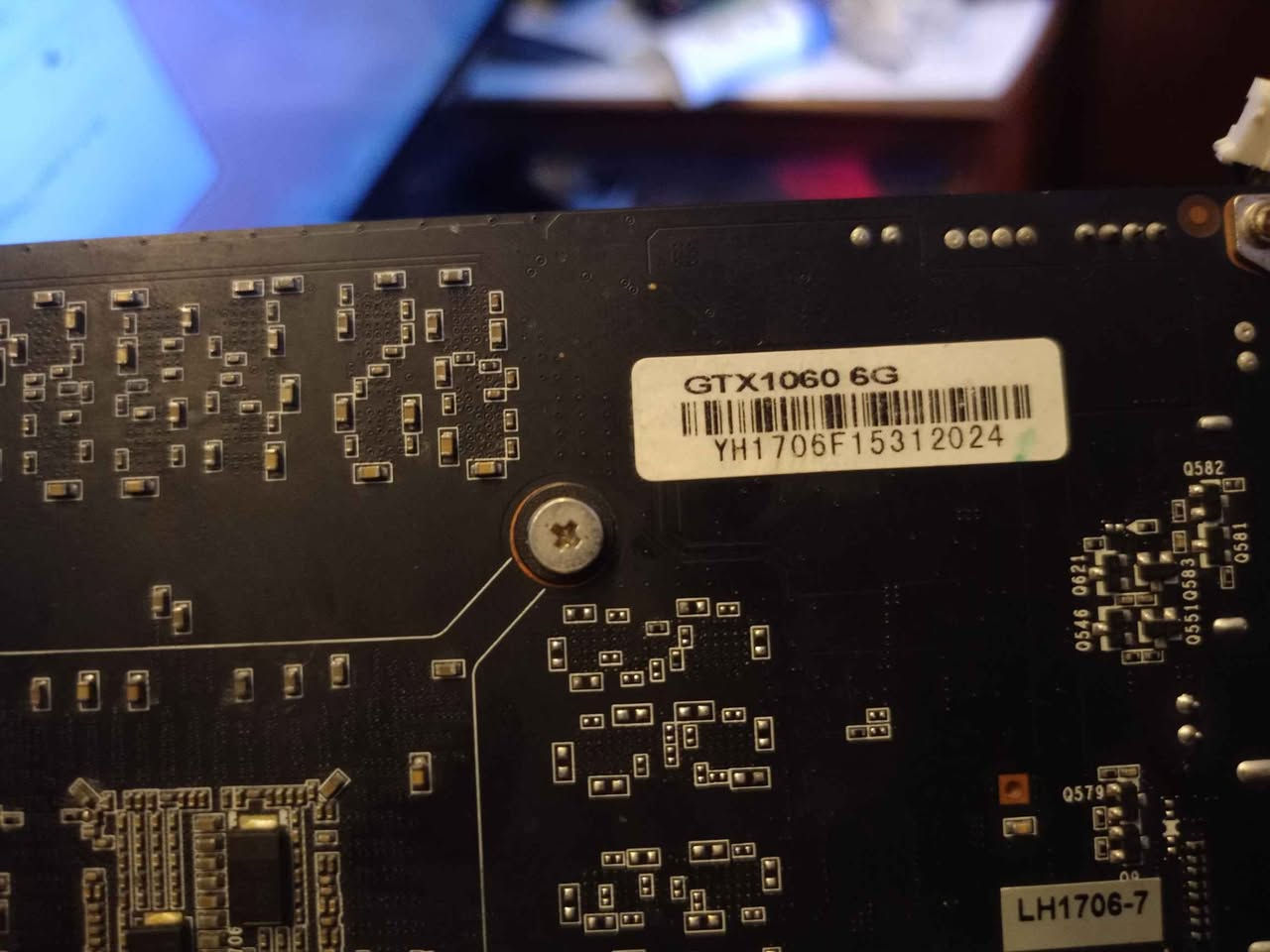 🔥 فرصة محدودة – كرت شاشة GTX 1060 6GB للبيع 🔥

إذا تدور على كرت يشغل ألعابك بسعر مغري وأداء قوي، هذا خيار ممتاز 👇

🔹 الشركة: INNO3D
🔹 الذاكرة: 6GB GDDR5
🔹 الموديل: Dual Fan (مروحتين)
🔹 الاستخدام: استخدام شخصي ونظيف (مو تعدين)

📊 الأداء:
✔️ يشغل GTA V / Warzone / Fortnite بسلاسة
✔️ مناسب لدقة 1080p بإعدادات عالية
✔️ أداء مستقر بدون تهنيج

❄️ التبريد:
✔️ دبل فان
✔️ حرارة ممتازة حتى مع الضغط لايتجاوز ال80ْ 
✔️ صوت هادئ

🔌 المنافذ الشاشه :
✔️ HDMI
✔️ DisplayPort
✔️ DVI
✔️منفذ طاقه 6 بن 

🧪 الحالة:
✔️ شغال 100%
✔️ بدون أي عطل أو تصليح
✔️ مفحوص وجاهز للتجربة

💯 مميزات إضافية:
✔️ فحص بأي برنامج تريده
✔️ تجربة قبل الشراء
✔️ شغل مضمون

💰 السعر: 150,000 دينار (قابل للنقاش)

📩 للتواصل خاص أو *********** الجادين فقط

🚕يوجد توصيل كل المحافظات

#كرت_شاشة #GTX1060 #بيع_وشراء #العراق #بغداد #PC_Gaming #تجميعات #كيمر #كمبيوتر #قطع_كمبيوتر حلة, بابل
