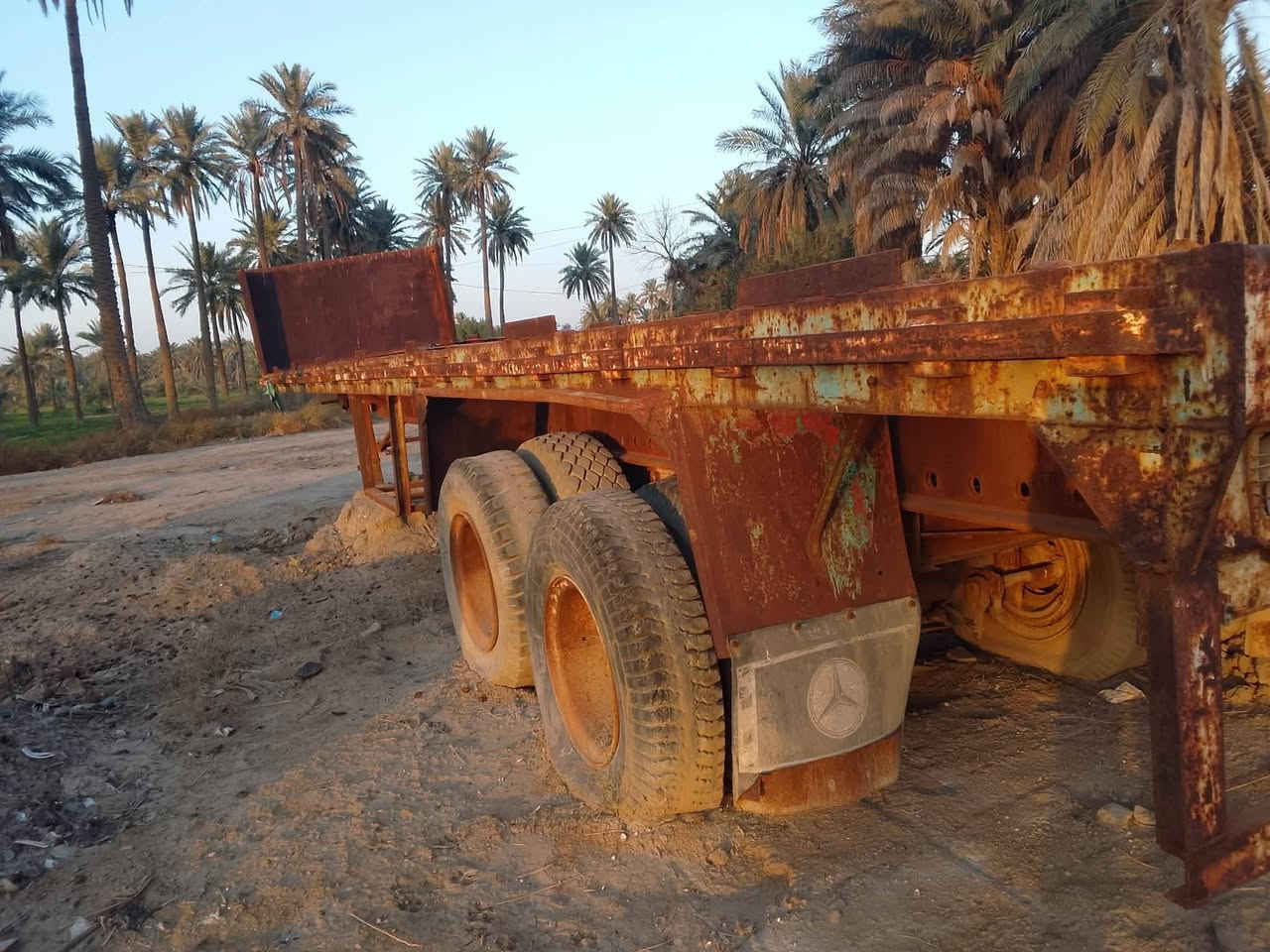 سلام عليكم عربانه مال تريلا البيع حداديه فول 
مكان بابل وشراي يتصال عل رقم ***********
واني مكلف بل نشر
