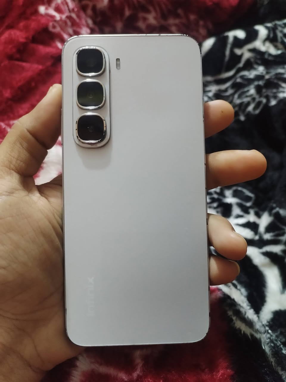 انفنكس هوت 60 ذاكرته 256 جهاز نضيف استخدام قليل الشراي يراسلني ويدلل سعره 175


**إذا كنت صاحب هذا الإعلان وتريد حذفه لأي سبب، رجاءا أرسل رسالة إلى الدعم الفني**