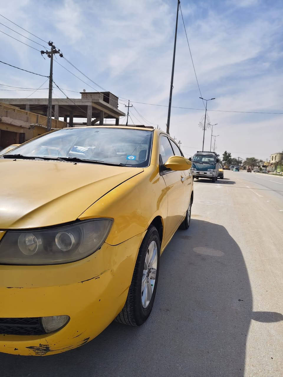 ليفان موديل 2011 
مكفولة من الحادث فقط بنيد طخة بسيطة 
مصبوغ  السعر 42
***********

 السيارة بسمي
