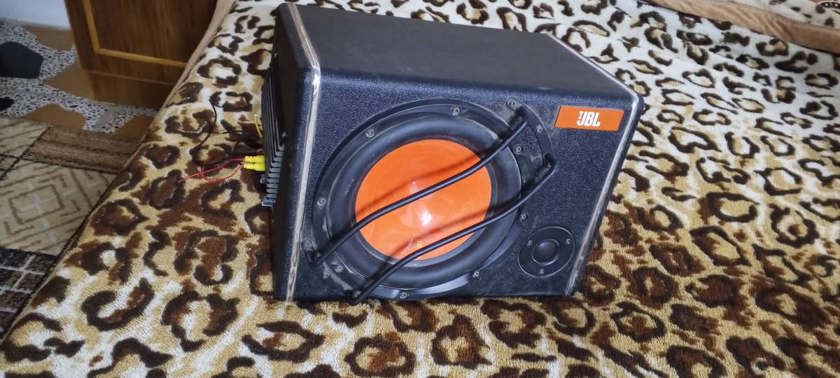 السلام عليكم مضخم للبيع مستعمل عشرة أيام السعر 60 وبي مجال ***********
