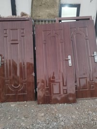 أبواب • ٣ قطع • رانيا أربيل