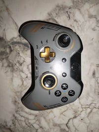 يده XBOX ONE مال لعبه كولوف ديوتي تجي احترافيه للبيع بسعر مناسب الرقم ...