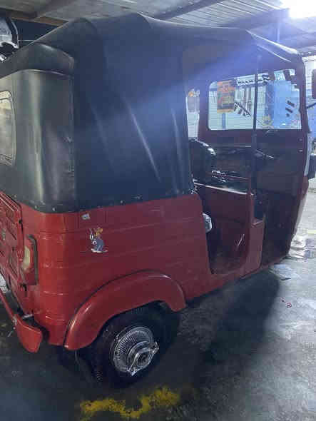 السلام عليكم تكتك دخول 2017 
للبيع  بيه نواقص بسيطه يرادله ترتيبات وكهربائيات 

تكتك حلوه نصبه تخبل مكينه خير من الله 20

مكاني محموديه حي العسكري

 سعر 2300وبيه مجال 😇
شراي يتصل ويدلل 
***********
***********
