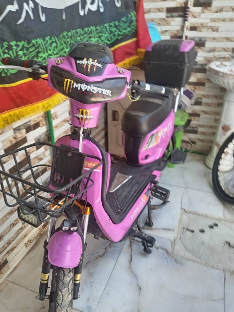 دراجه شحن حجم 20 شغاله بطاريات نضيفه كبار السعر 250 مكان بغداد وره سيطرة الشعب القديمه منطقة الاصلاح *********** بغداد, العراق
