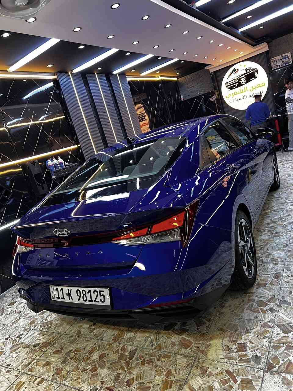 السلام عليكم  النترا. 2023 فول عدا الفتحة  حادثها بس دعامية وبارد بل بنيد مكفولة من صبغ ، ماشية 28 ml
محرك:- 2000دوش   
شاشة دجيتل متصلة بلكامل
بصمة تشغيل 
بصمة أبواب
بصمة صندوق 
تشغيل عن بعد
رادار امامي رادار خلفي وجانبي
مانع تصادم بريك ذكي 
مدخلين شحن واوكس
تبريد بيانو منفصل
كاميرا خلفية دوارة
مانع تصادم 
حساسات اطارات 
فول تحكمات ستيرن
اضوية اماميه LED
نضام ترحيب عند الاقتراب 
صندوك فتح عند الاقتراب
مانع انزلاق 
تدفئة بالكشنات
تدفئة ستيرن 
دخول ذكي 
نظام قيادة ذاتية 
نظام GPS + خرائط 
3 أنظمة قيادة (eco,Nor, sport) 
شاشة اعطال الكترونية 
زر عرض الكاميرا
شحن واير ليس 

مكاني بغداد العبيدي
السعر 165 وبيها مجال وذا اكو مراوس اقل منها عادي
‏ رقم.  ***********.
