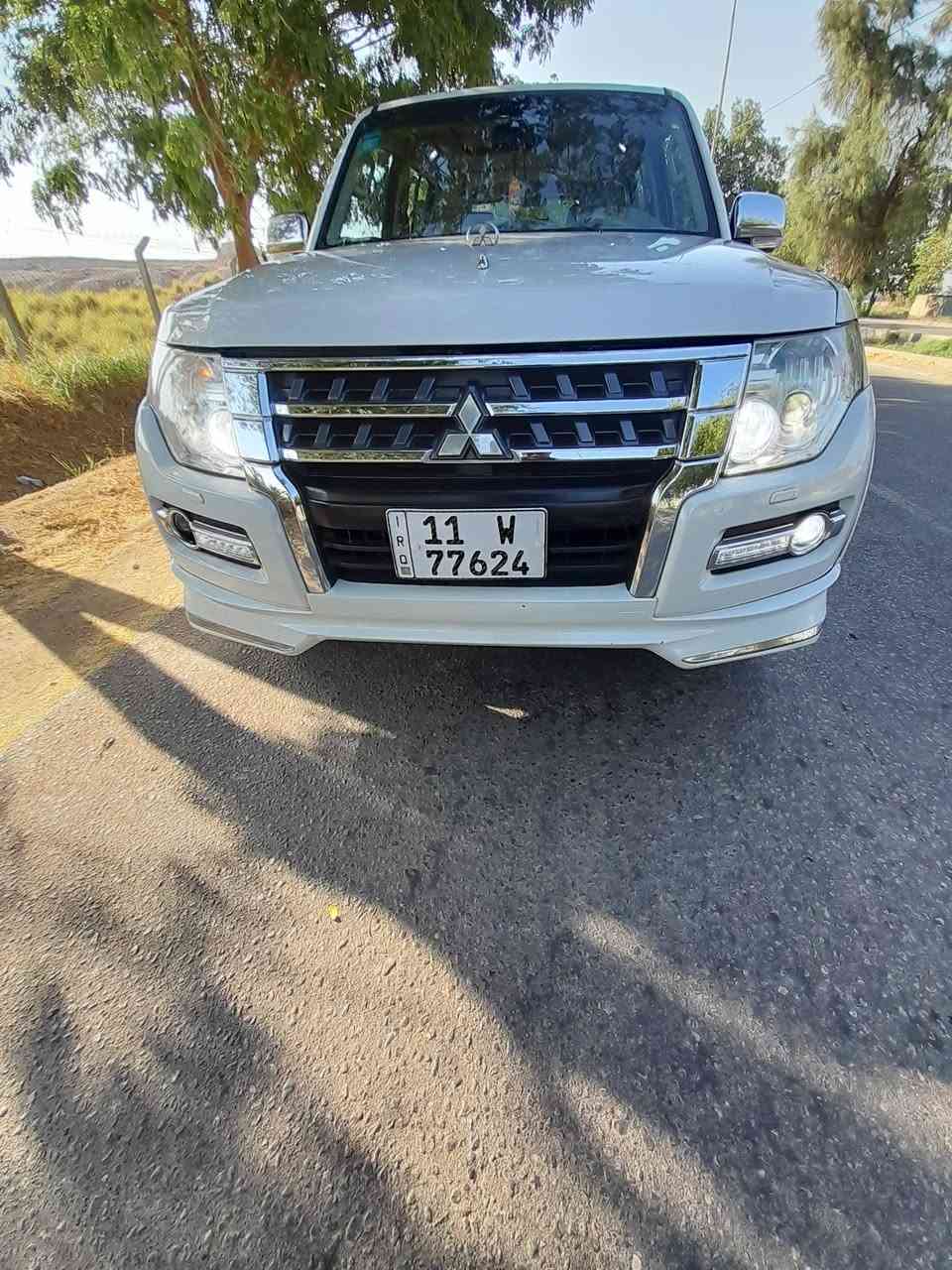 باجيرو ١٤ حبتور فول 
رقم بغداد بسمي 
حساس خلفي كامرة 
٧ راكب دمام مكفولة من المعجون والحادث فقط شخط بالتكمة والجاملغ مصبوغ قطرة معجون ماكو ولا دكة جاكوج السيارة جديدة   
السعر (١٦٠)مكان السيارة بابل ***********
