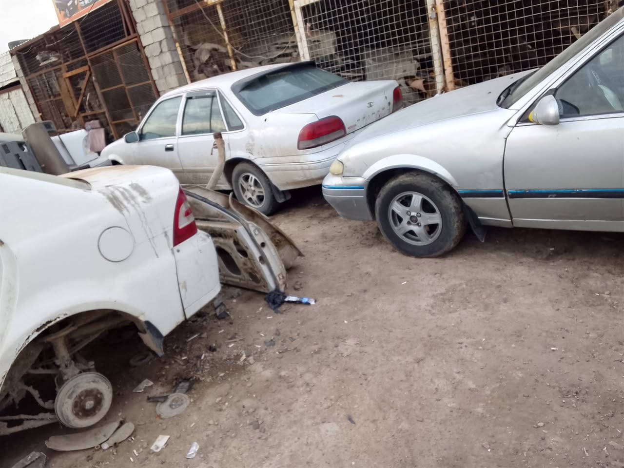 من رخصت الادمن المحترم 0على بركة الله تم وصول وجبة جديدة من البرنسات التفصيخ  الفراشة والعادي 0كير ومكينة شرط نظافة فول الفول وظمان عشرة أيام 0 منظومة متكاملة تدفئة وتبريد ويل كب مجلي وتايرات جيد جداً كل الي تحتاجة موجود في كراج الغريري 1 للتفصيخ جميع انواع السيارات التسقيط العنوان بغداد ابوغريب حي الرسالة الاتصال بنا ***********او*********** واهلا وسهلا بكم اسف جدا لانجيب على التعليقات اسف جدا جدا 0فقط اتصل وبخدمتك اني 0
