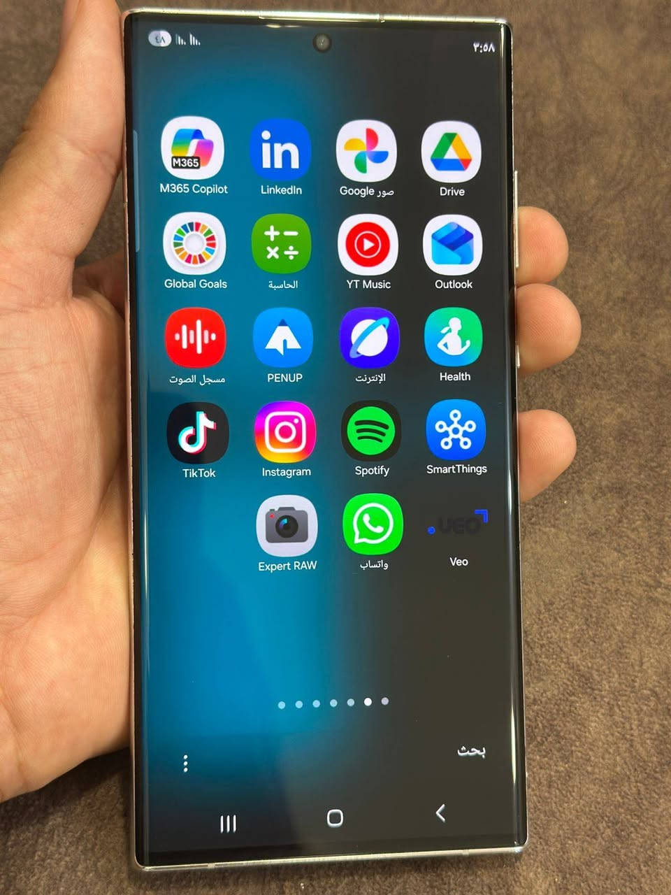 جهاز للبيع Samsung Galaxy S22 Ultra
التفاصيل

الشاشة 

​المقاس: 6.8 إنش بدقة +QHD.

​التردد: 120 هرتز 

​الكاميرة 108 ميجابكسل (f/1.8) مع مثبت بصري.

​السيلفي: 40 ميجابكسل (تقدم تفاصيل دقيقة جداً).

​الفيديو: يدعم التصوير بدقة 8K.

​الرام: 8 جيجابايت.

​التخزين:  256 جيجابايت

​البطارية: 5000 مللي أمبير، تدعم الشحن السريع بقدرة 45 واط والشحن اللاسلكي

السعر 750  الف بيه مجال بسيط


**إذا كنت صاحب هذا الإعلان وتريد حذفه لأي سبب، رجاءا أرسل رسالة إلى الدعم الفني**