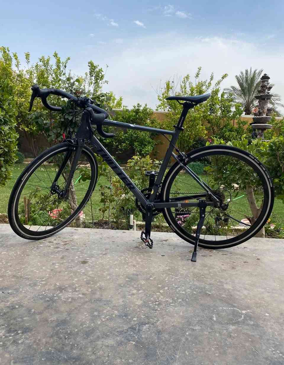 يالله سلام عليكم اخوتي الاعزاء 🤍
دراجة هوائية للبيع🚴‍♀️ ماركة TWITTER
قنيه عل التعريف رود حجم 28 المعدن الأمنيون الماشة كاربون الصينية براكيت الدشالي 11دشلي+2 الوايرات دفن الستيرن نفخ الفريم وايرات دفن البطيخات صوت طرب العقرب كاربون الوياله بوربرن كفائة عاليها ماشاءالله فول اللون سمنتي مميز مختومة جيرمني
أخوان الدرجة كامله مابيها فد شي مبدل خلاص 
بيها ملاحظات بسيطة فقط الويل الخلفي بي عواج والعقرب يرادله تعيار نظافتها 100/95 
سعرها صارت عليه ب640 السعر المطلوب 550 والي مايعرف بيها لا يكسر بيها يرحم موتاكم 
مكاني بغداد التاجي منطقة المشاهدة 
رقمي ‭***********‬
