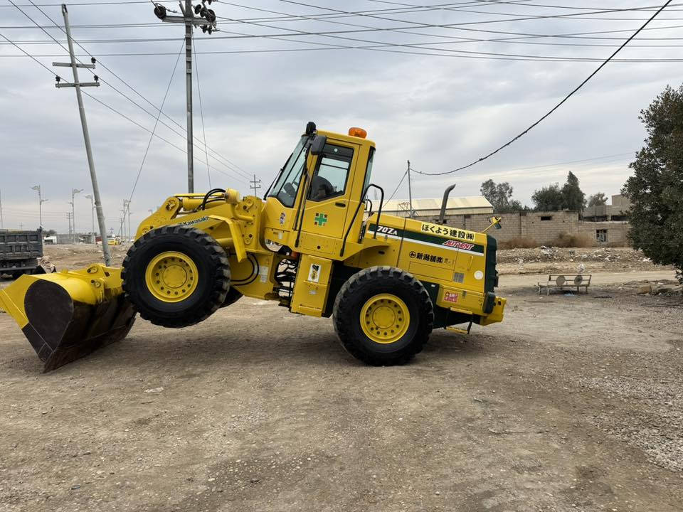 السلام عليكم شفل كاوسكي حجم 70ZA محرك ازوزة عدد الساعات 5000h الف ساعة دخول جديد للعراق شفل بحالة زيرو مكفول كفالة عامة العنوان واسط الصويرة ***********
