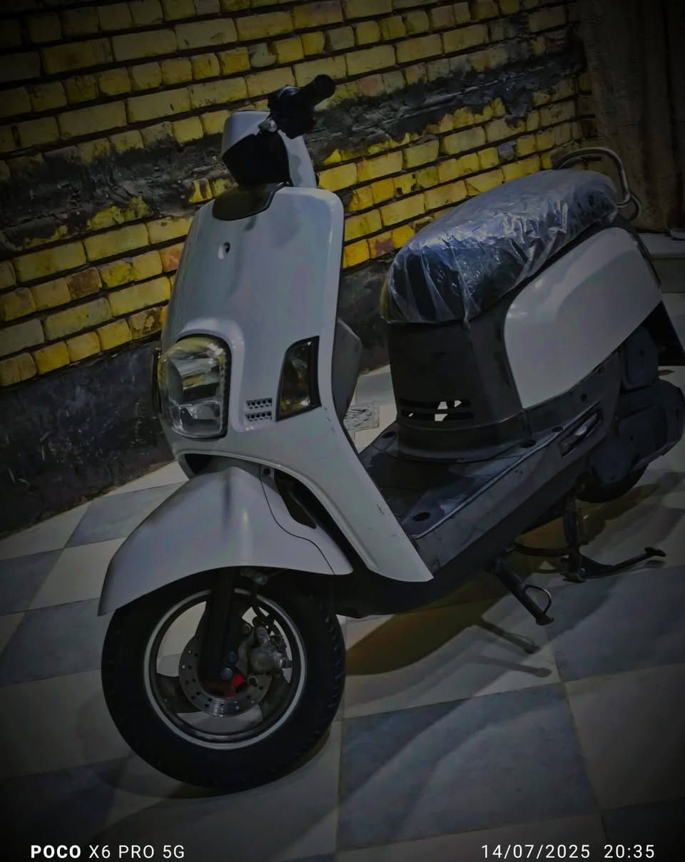 دراجه بوليسي نوزل حاويه كفاله عامه توني اخذته للبيع السعر خاص المكان سوق الشيوخ ***********
