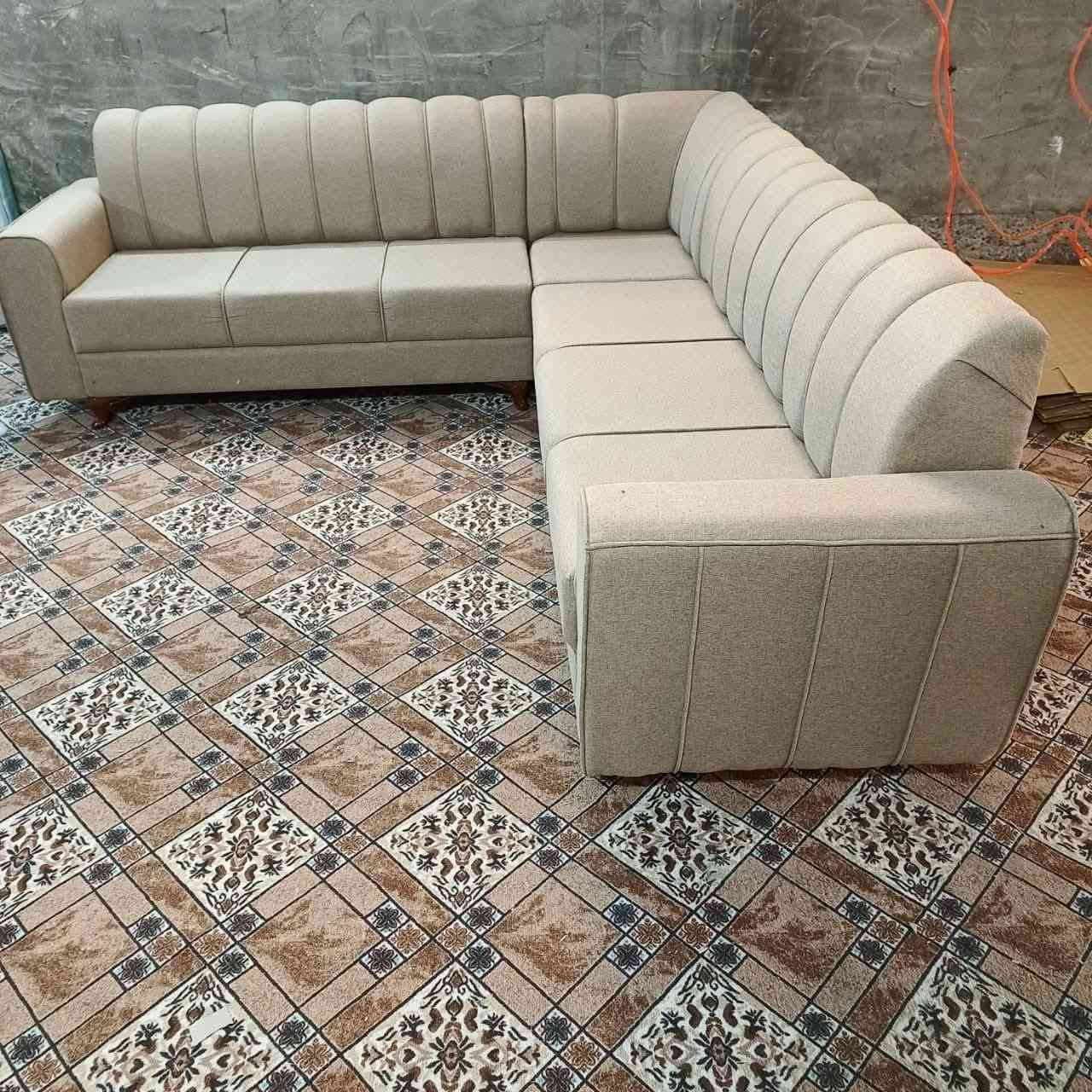 تخفيضات يابلاش يابلاش 
مع هديه ٤ كوشات 🔔📣📣

يعلن معمًل النعيمي😘 عن توفير  الوان ومديلات 
مميزه 
حسب طلب الزبون 
يتكون الديوان من 5قطع
  7 ونص امتار
كما تتوفر قياسات حسب المساحه والطلب 
موصفات  العمل ✌🏻
خشب جام روسي 
سفنج مميز اول 
قماش تركي 🇹🇷
العمل نفس الموصفات المذكوره 
ملاحضه 🔥
يوجد مع كل طلب ٤ كوشات هديه 
و يوجد  لدينا توصيل الي جميع محافظات العراق  🇮🇶 بسعار مناسبه 
سعر الديوان. 350 الف 
للحجز  الاتصال 😘
***********    وات ساب 

***********
#ضمان_العمل٣_سنوات 
ويوجد لدينا اسعار جمله لصحاب  المعارض 🥰
