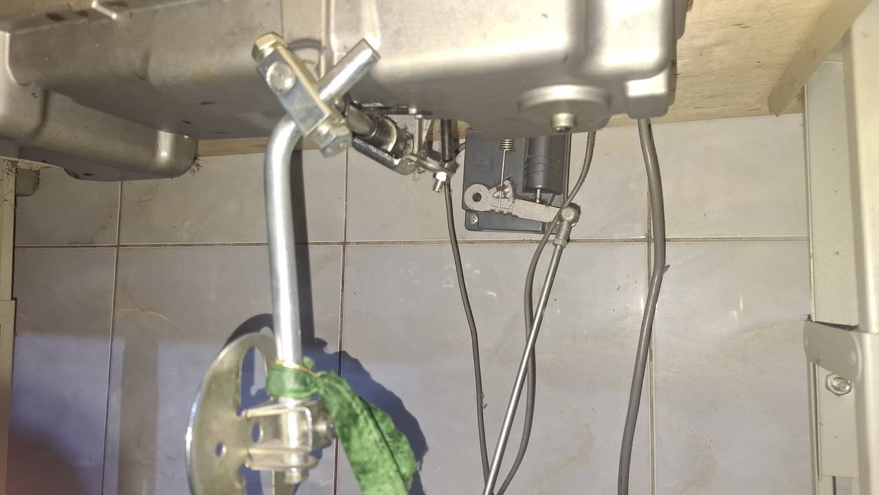 السلام عليكم من رخصه الادمنية عندي مكينه جوكي صناعية بيها كسر بالصفحه بس شغاله وجنها العافيه هيه والميز مالها 
ب150 الف وبيها مجال قليل 
رقمي ***********
