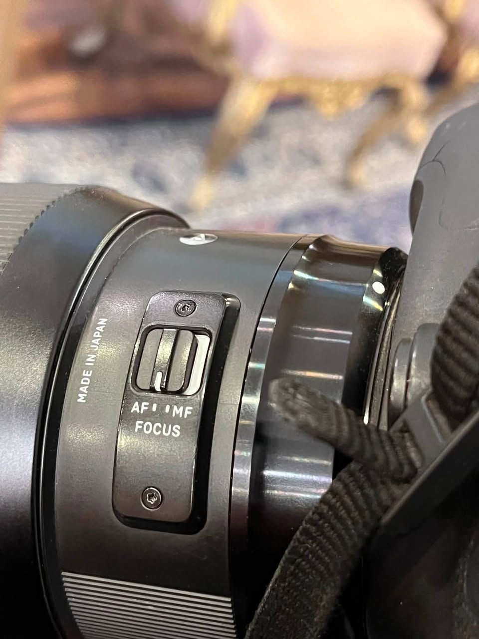 d6mark 2 مع عدسة 85 سيكما 
استعمال بنية للبيع راسلني. دايركت


**إذا كنت صاحب هذا الإعلان وتريد حذفه لأي سبب، رجاءا أرسل رسالة إلى الدعم الفني**