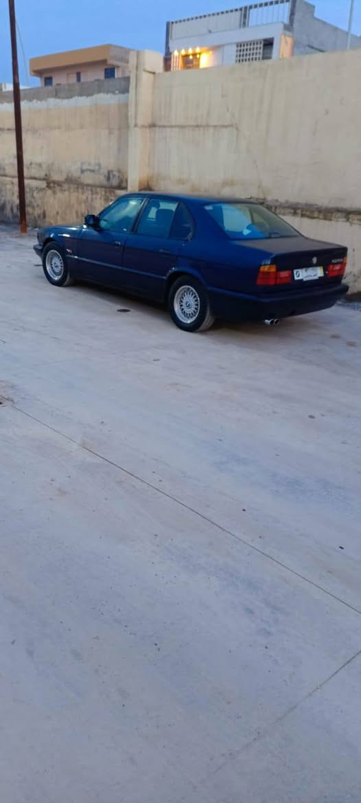 السلام عليــكم ورحمة الله وبركاته #مكلف_بالنشر
جمعه مباركه عالجميــــع
BMW-525i 
بلادي بدون حادثرقم صلاح الدين دولي بسمنه 
✅فول اوتوماتيك بدون خياس
✅كير بالشرط  +محرك مسكر عدل بالشرط 
✅طخم تاير اربعه جديد
✅غرفه جديده جلد بلاد. ارضيه جلد
✅سلايت طكتين
✅تدفئه+ تبريد 
✅منضومه زينون
✅صدر جديد
✅اكسل خفيف وعربانه جديده كصه
✅صبغ فرن جماليه 
✅ترايك البصره240

رقم صاحب السياره 

***********
