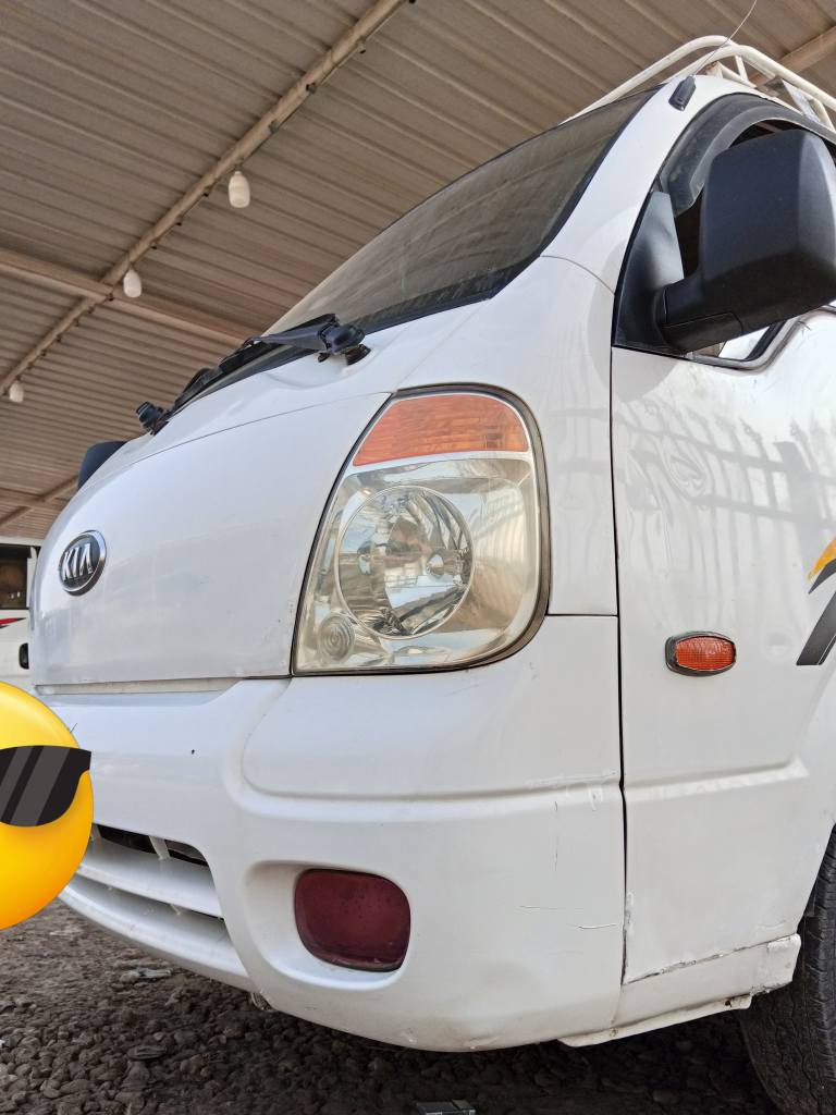 السلام عليكم للبيع كيا 3000 مفتوح موديل 2007 السعر 75 وبيه مجال رقم بابل ***********
