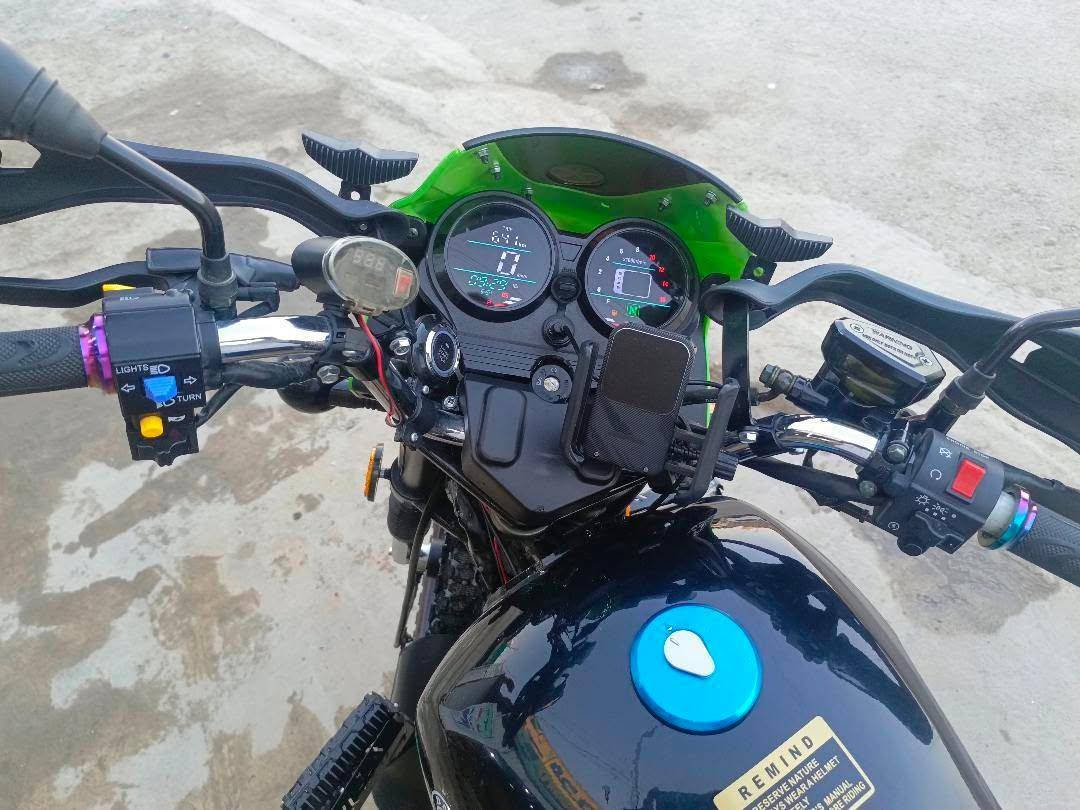 سلام عليكم دراجه دايوان للبيع مديل 2025 رقم وسنويه أربيل كفاله عامه صارلي شهرين من ماخذها السعر مليونين وثمنميه خاص موجود وهاذه رقمي***********
