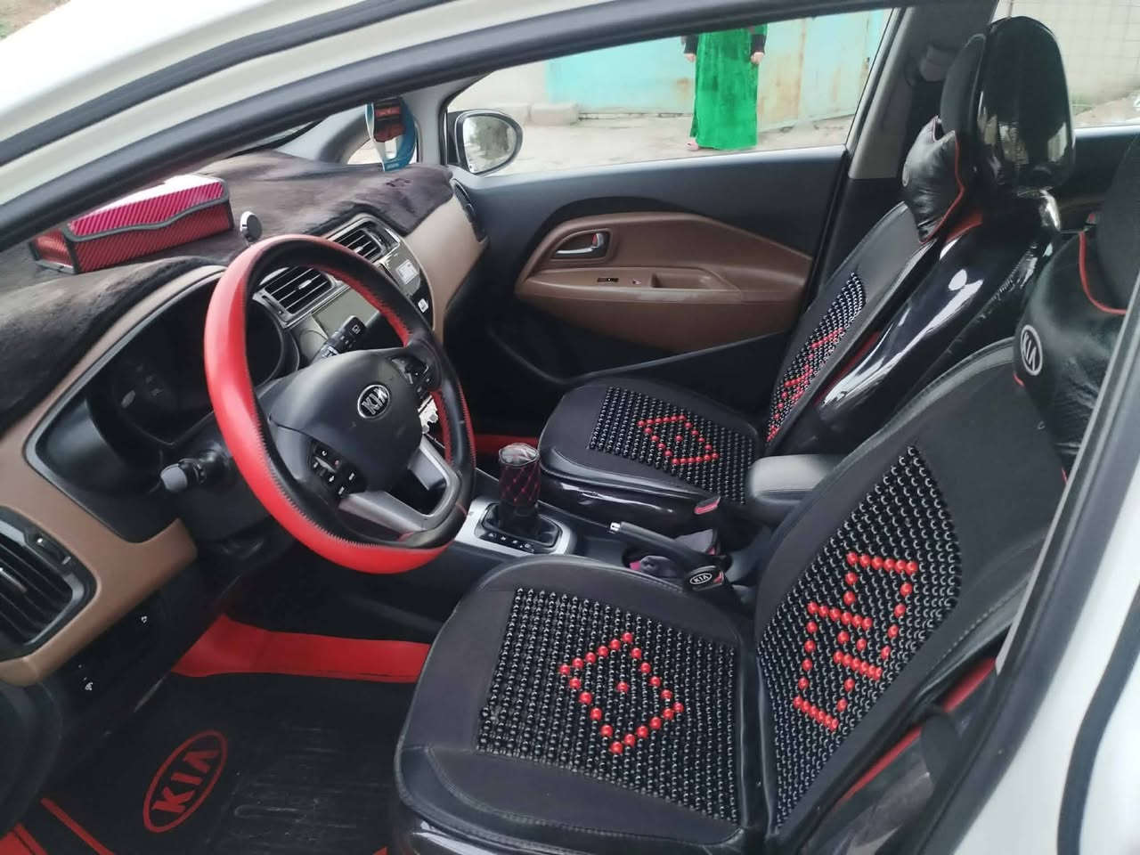 للبيع ريو موديل ٢٠١٤ رقم اربيل فول بس بدون بصمه ضررها جامع اليسار بدون دواخل محركها ١٤..سعرها دفتر وبيها شويه مجال


**إذا كنت صاحب هذا الإعلان وتريد حذفه لأي سبب، رجاءا أرسل رسالة إلى الدعم الفني**