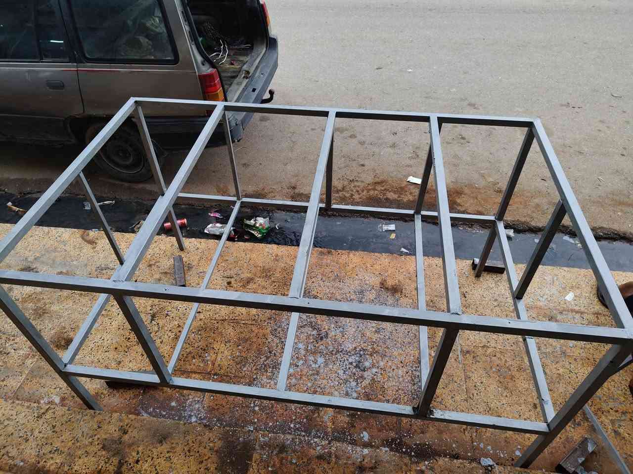 ميز شرط جديد ما مستخدم
طول 185
عرض 110
ارتفاع 120
تواير صغار متحركه تركيب تنفصخ وتتركب
بابين قفل
واتساب ***********
