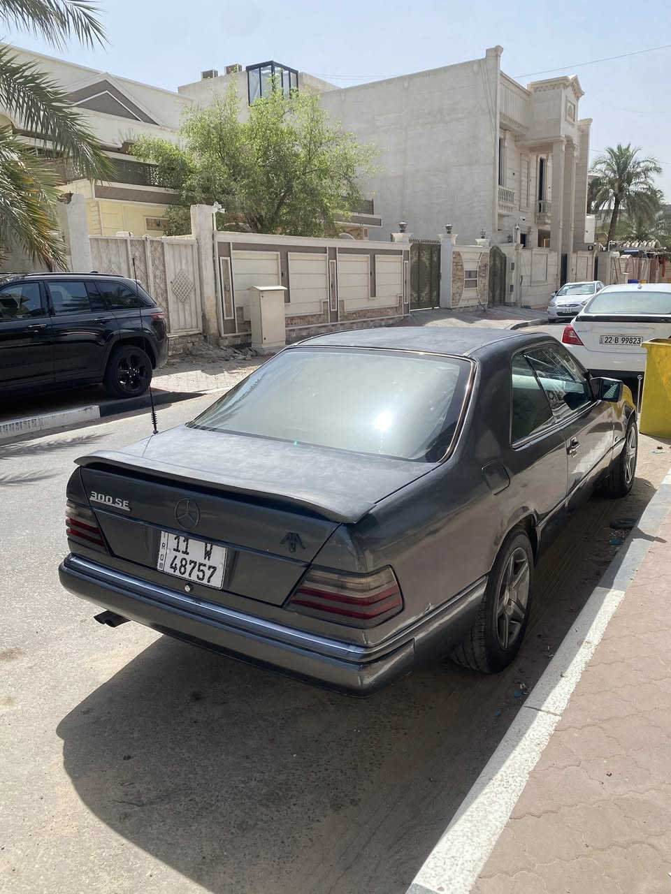السلام عليكم 
للبيع

مارسدسدب كوبيه (تك باب)

رقم بغداد باسم ولد يمي يريد تحويل 

مكينه عنكبوت بلاد 

كهربائياتها كله شغاله لايتات بروجكتر 

تبريد شغال 

كشنات جلد تحكم كهرباء. 

السعر 55ورقه 

مكاني بصره 

***********
