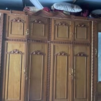 كونتر كبير • نظيف • باب يحتاج تصليح