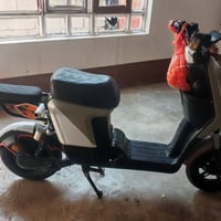 دراجه شحن للبيع R9بطاريات جديده مستعلمه قليل ماناقصهه شي 07730052524