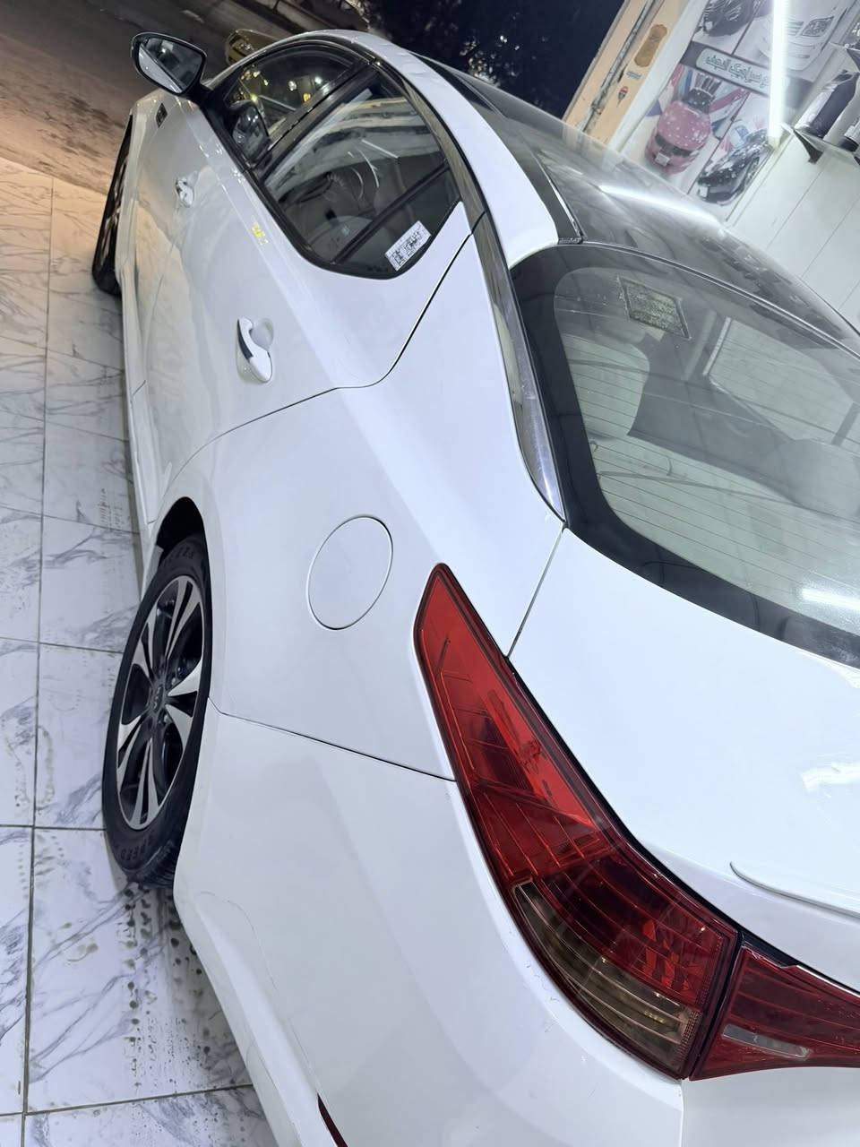 اوبتيما موديل 2011 خليجي رقم اربيل تحويل او وكاله 

محرك 2400 دوش

كشنات ذاكره 

كشنات كهرباء 

شفتات ستيرن 

گير 6نمر 

اشارة بل مري 

مري شفط 

كامرة خلفية

حساسات 

شاشة
وبعد بيهه هواي مواصفات 
تخم تايرات 
حدادية. جديدة 
كير ومحرك وتبريد كفالة
بيهه بارد بالجاملغ الامامي الايمن
وصبغ بالباب الامامي الايسر 
ورصعات بالبنيد والقبق الصندوق 
السعر (112)وبية مجال بسيط جدا 
مكان سيارة النجف الاشرف
 رقم الهاتف ***********
