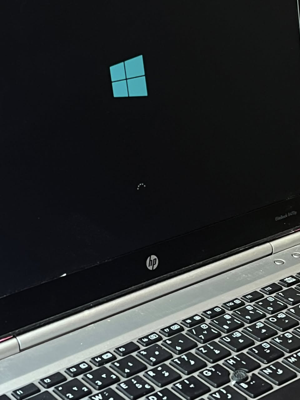 لابتوبhp
لابتوب نظافه ٩٩ 
موصفات كور i5 جيل ثالث 
ذكره ٢٩٠ 
رام ٨ 
كامل ملحقات 
بطاريه دوم اكثر من ساعتين 
سعره ١٢٥ الف 
توصيل موجود جمع محافظات  
قابل للمراوسه بكيس


**إذا كنت صاحب هذا الإعلان وتريد حذفه لأي سبب، رجاءا أرسل رسالة إلى الدعم الفني**