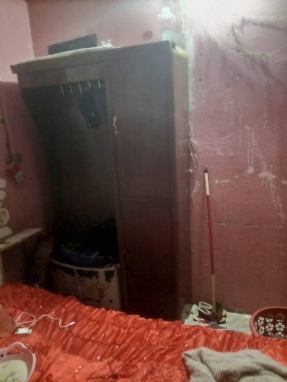 زاويه جبيره ونضيفه للبيع سعر خمسه وربعين ***********
