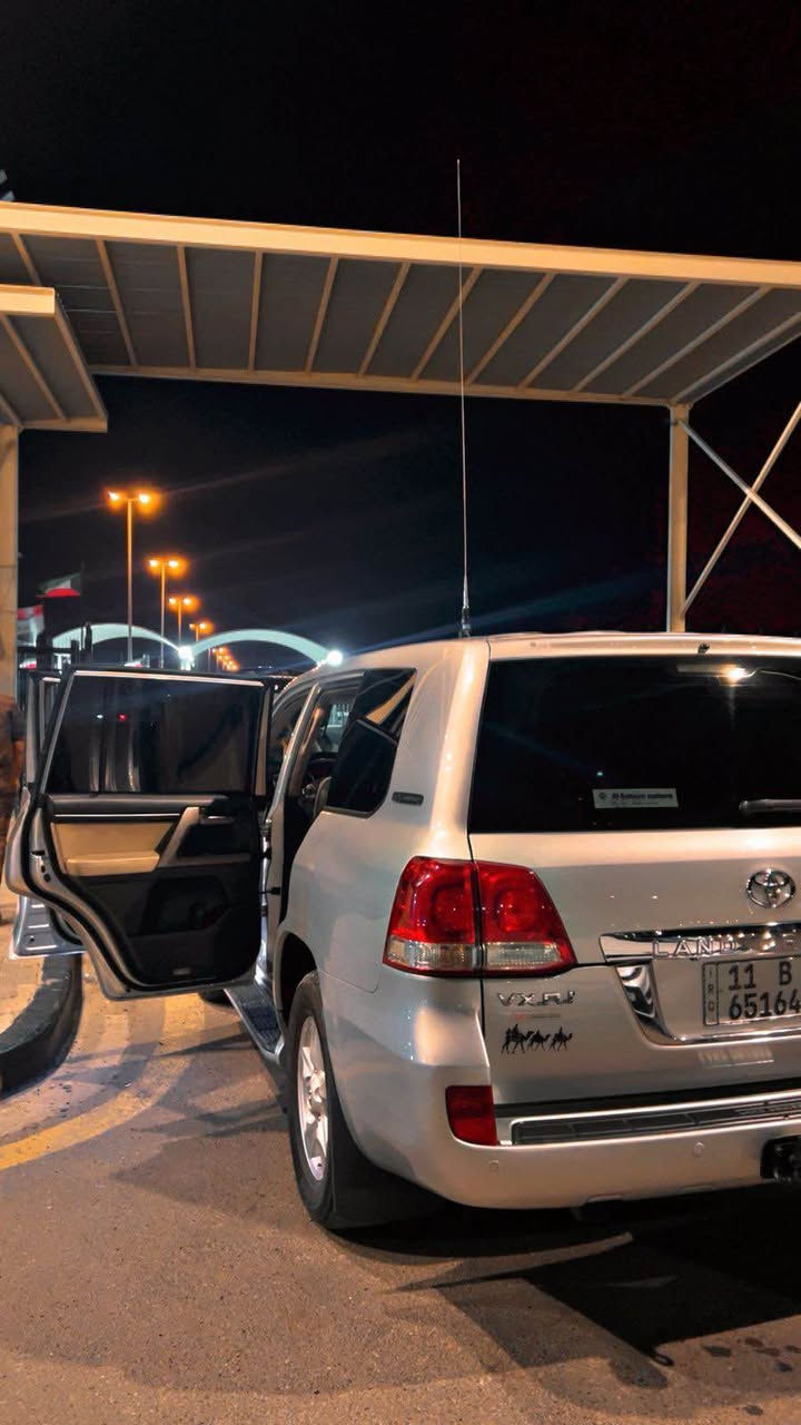 تيوتا لاندكروز vxr
ستينه مديل 2011
السياره كفاله ما عده بارد قليل
ما يحتاج اشرح عنه موصفات لvxr معروفه فول 1/1
المكان البصره📍
غير متوفر ع الفيس اتصال ☎️ فقط
*********** البصرة, العراق
