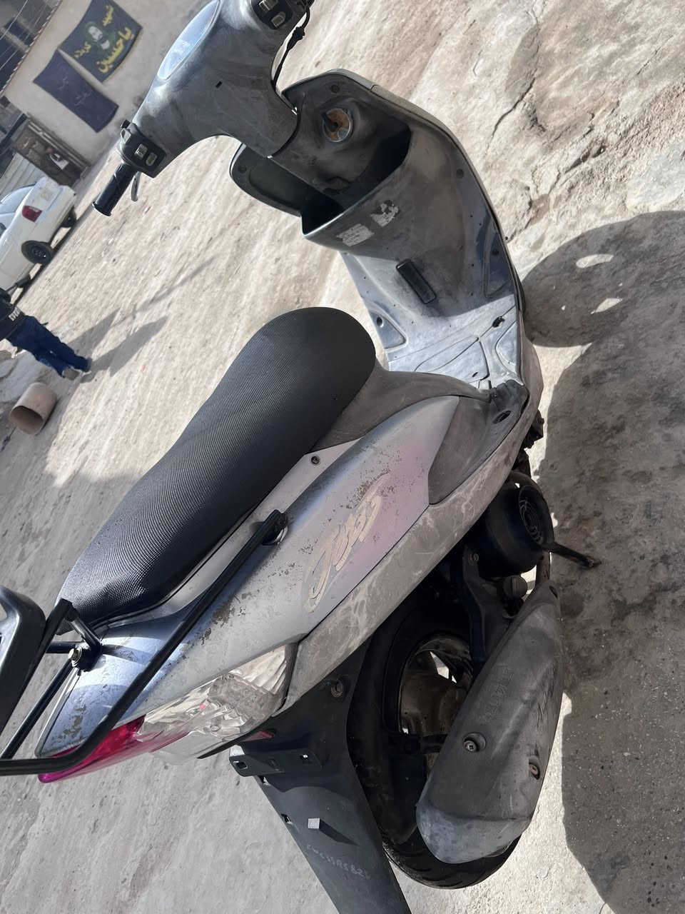 .
ماكس منغولي 
دراجه كلها ع البلاد 
مكان الشعب 
سعر 650
***********
