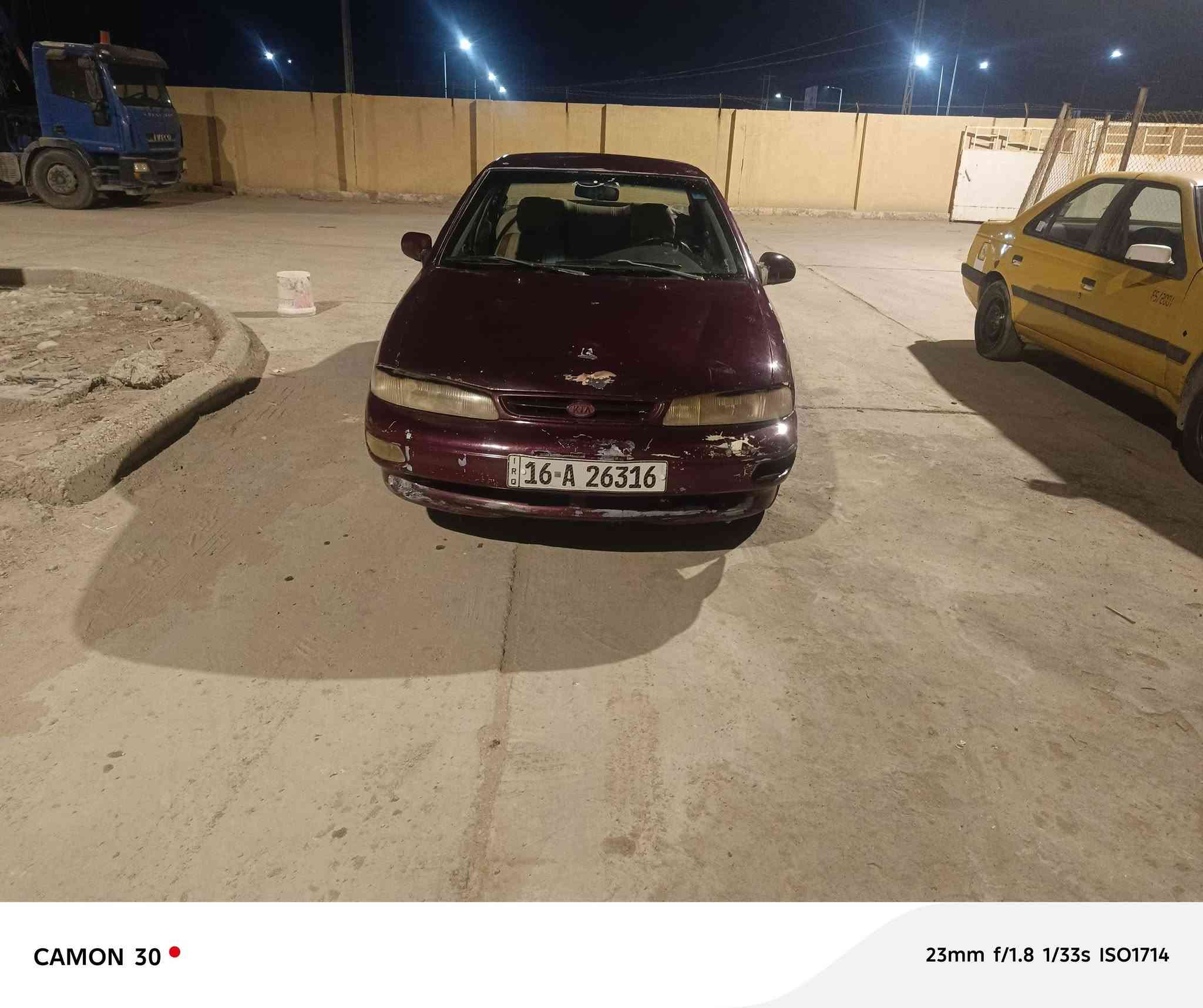 سيفيه ٩٥  بيه خياس جوه الباب الوره السايق قليل بالدوسه والمكينه مجفته صارلهه شهر ٢٧وبيهه مجال ***********
