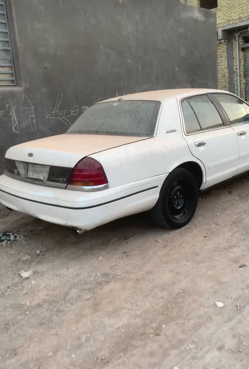 السلام عليكم فورد فكتوريا مديل2000 منضومه غاز120لتر سياره جاهزه محرك وكير وتبريد ثلج تخم تاير جديد منضومه زنون كامله كرهبائيات كلهه شغاله حداديه جاهزه تراي وين ما جان السعر 50وبيهه مجال مكاني ناصريه مركز الرقم ***********واتساب
