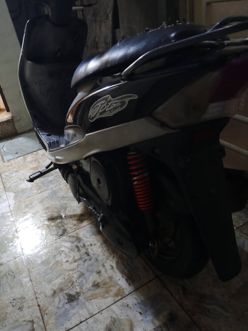 ماكس منغولي الدراجة شوفة عينك خير من الله  مابيهة نقص فقط باتري السعر٥٥٠ الف وبيها مجال حك جية المكان الدورة أبو دشير
الرقم : ***********
