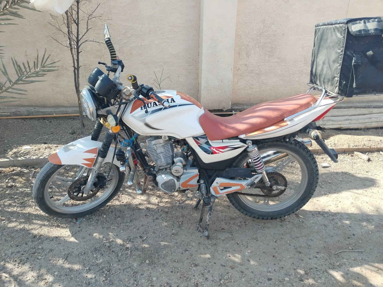 سلام عليكم مرخصت مدير الكروب موطور موديل ١٧ نضيف وكامل من كلشي مامفتوح محرك نكره صلف شغل ومش خوان مكلف بنشر راح خلي لكم رقم صاحبه واله مصلحه بي خابره عارضه ٦٠٠ وبي مجال المكان رمادي الغريه العصريه *********** هاذ رقم صاحبه وخوان رجان لحد يجيني خاص لين مكلف بنشر ومو يمي البيع
