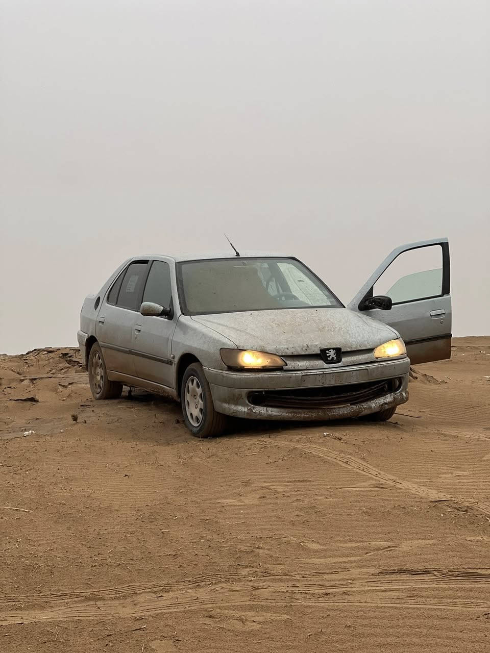 السلام عليكم ورحمة الله
للبيع او مراوس بملكه

السعر 29

بيجو 306مزاد داخليه  شرط الوكاله انتضر القرص اسبوعين يوصل وترقم 

وبيها كتاب مزاد تمشي بيه كل المحافظات ماعدى الاقليم

گير محرك شرط

صدر شرط

كهربائيات شرط

السياره مصبوغه عام جماليه

تايرات نص عمر

للاستفسار اتصل ***********
