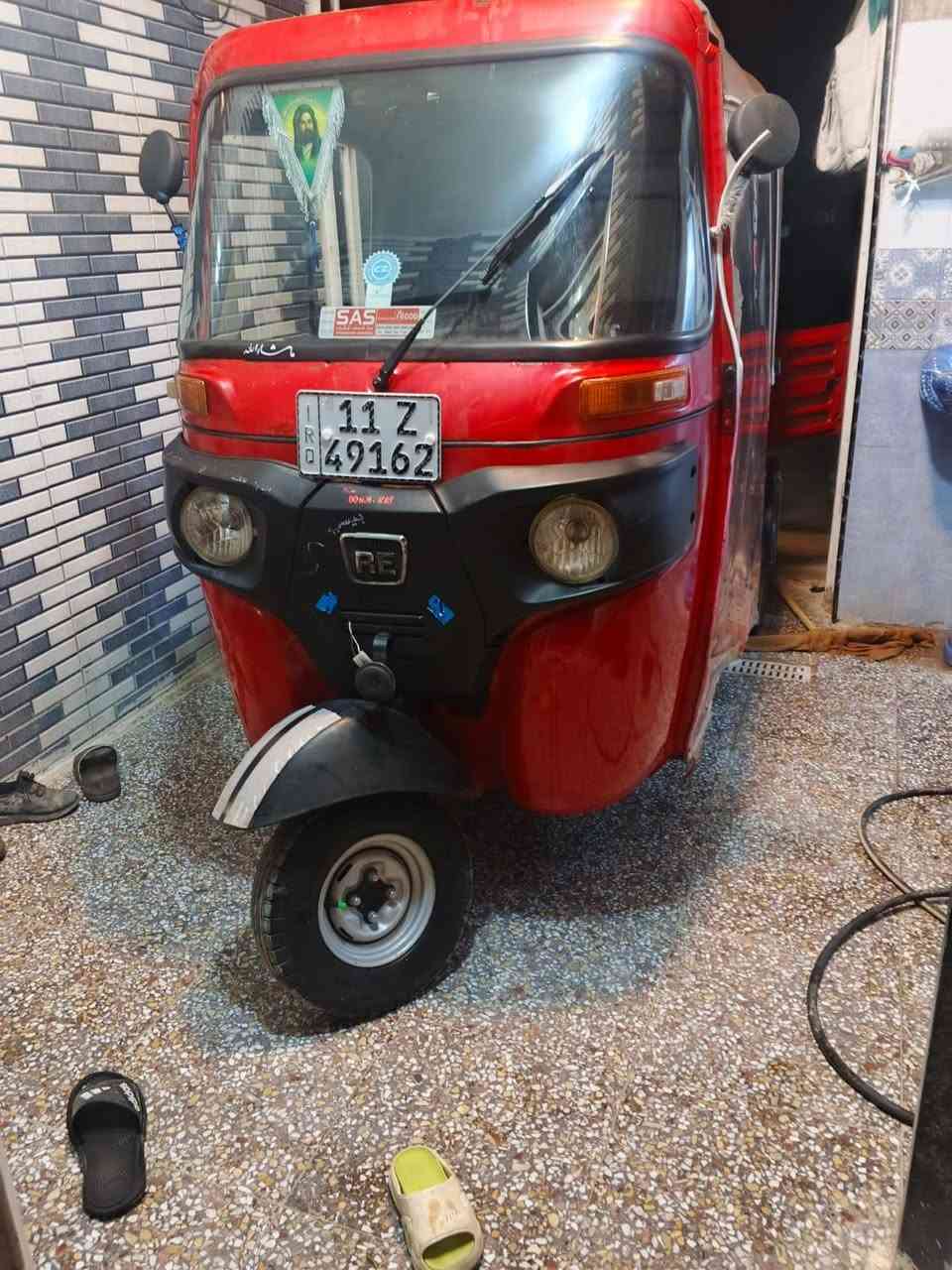 تكتك مديل ١٨مصبوغه عام اكسن جديد تجفيت جديد ب ٥و٨٠٠ وبيها مجال ***********
