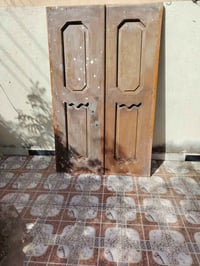 باب خشب • درجه اولى • ١٣٠×٢٠٥