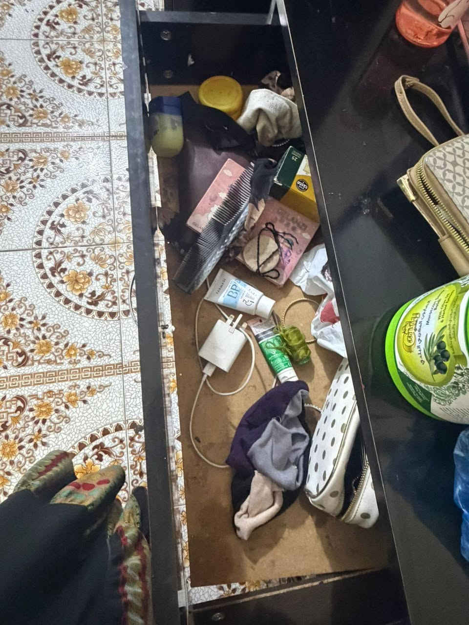 غرفة وثلاجه ٢٠ قدم فول تجميد فوك وجوه ثنينهم ب٢٥٠ مستعجله ع بيعتهم


**إذا كنت صاحب هذا الإعلان وتريد حذفه لأي سبب، رجاءا أرسل رسالة إلى الدعم الفني**