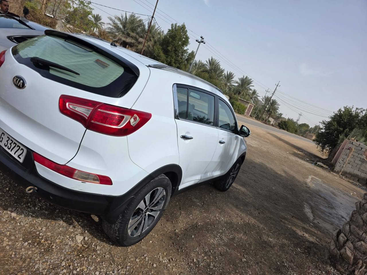 كيا اسبورتج خليجي موديل 2014
كفاله عامه من كلشي 
مكينه 2400 ع وضع الشركه مامفتوحه
تبريد ثلج 
رقم جديد لل 2031
كفاله من كلشي 
ماشيه 82
مري شفط واشاره بالمري 
السعر 158$
وبيه حك الجيه 
الاتصال ***********
مكاني ديوانيه
