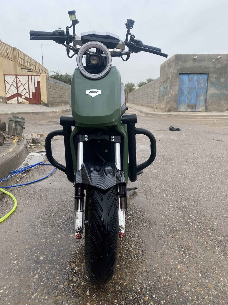 سلام عليكم
للبيع دراجة شحن Winlee 🚲
الدراجة نظيفة وحالتها ممتازة، استخدام خفيف وما تشتكي من شي.
بطاريات تخم أصلي وجديد وتعطي شغل طيب 🔋
ومثل ما مبين بالصور تمام.
⚠️ الملاحظة: بيها نقص بسيط، المدكّر الخلفي ضايع.
السعر 850مناسب وبيه مجال للجادين 👍
للاستفسار أو الشراء تواصل خاص


**إذا كنت صاحب هذا الإعلان وتريد حذفه لأي سبب، رجاءا أرسل رسالة إلى الدعم الفني**