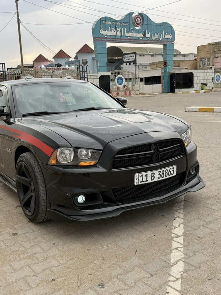 السلام عليكم
جارجر مديل  2013 كلين تايتل  مابيها قطره صبغ 

مكينه ارتي 5700 

سياره فول عده الفتحه 

متعوب عليها وجاهزه من كلشي كزوز 

حداديه تخم تاير صار سبوع من شديته 

ويل نجمه ابو الخسفه القويه 

ماشيه 190 حقيقي 

مامشتغله خط وهل أمور 

مكاني نجف حي السلام 

السعر 153 

***********
